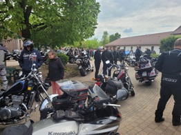 Gleich geht es los.