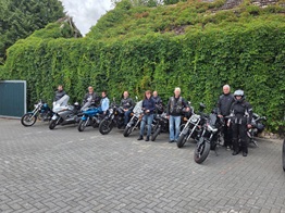 Mittagessen in Hohenland